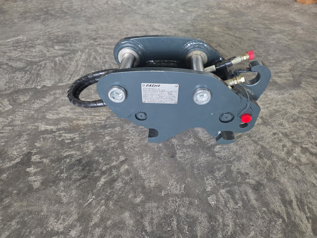 Case 32MK-95110CG - Зчіпний пристрій в категорії Будівельна техніка: фото 4 Case 32MK-95110CG - Зчіпний пристрій в категорії Будівельна техніка: фото 4