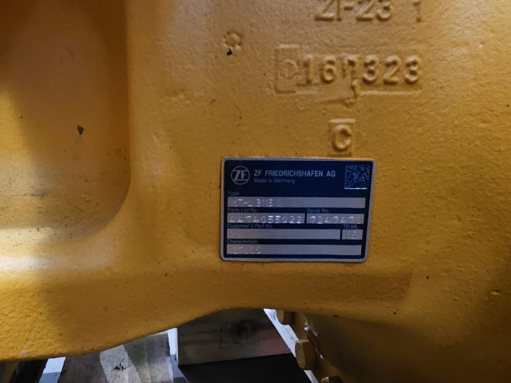 Case 84259022 - Задня вісь в категорії Будівельна техніка: фото 4 Case 84259022 - Задня вісь в категорії Будівельна техніка: фото 4