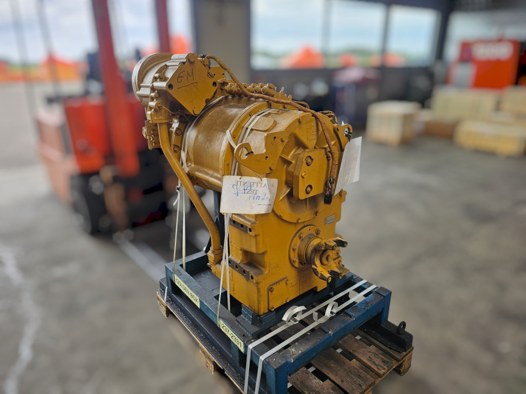 Caterpillar 2372331 - Коробка передач в категорії Будівельна техніка: фото 3 Caterpillar 2372331 - Коробка передач в категорії Будівельна техніка: фото 3