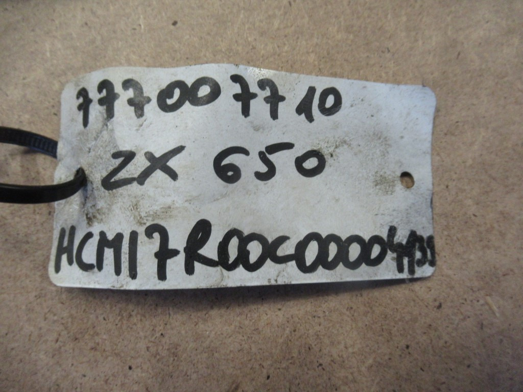 Hitachi 9218031 - - Насос гідропідсилювача в категорії Будівельна техніка: фото 5 Hitachi 9218031 - - Насос гідропідсилювача в категорії Будівельна техніка: фото 5