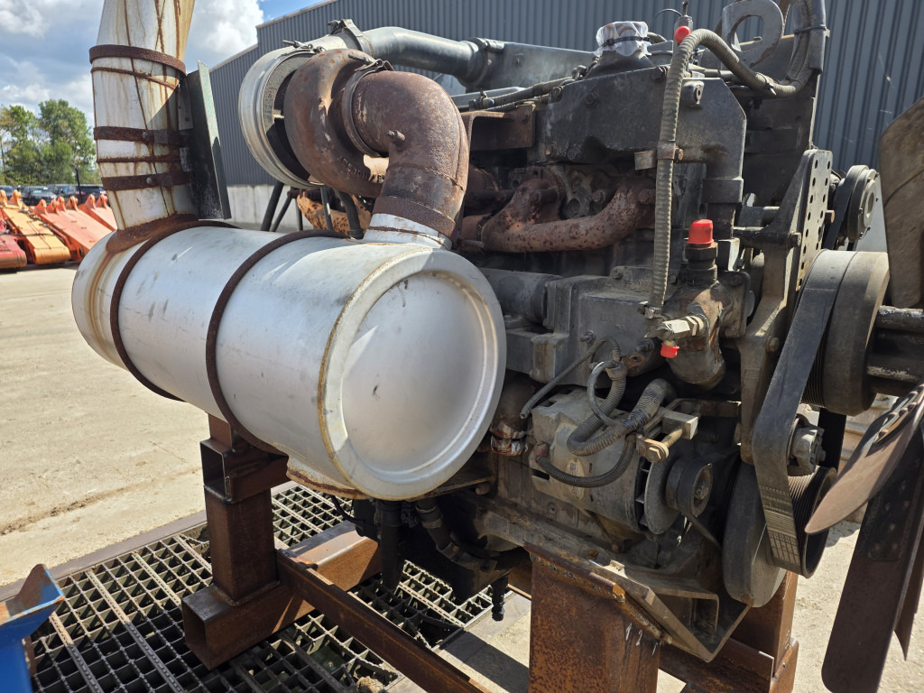 Hitachi N14C - Двигун в категорії Будівельна техніка: фото 3 Hitachi N14C - Двигун в категорії Будівельна техніка: фото 3