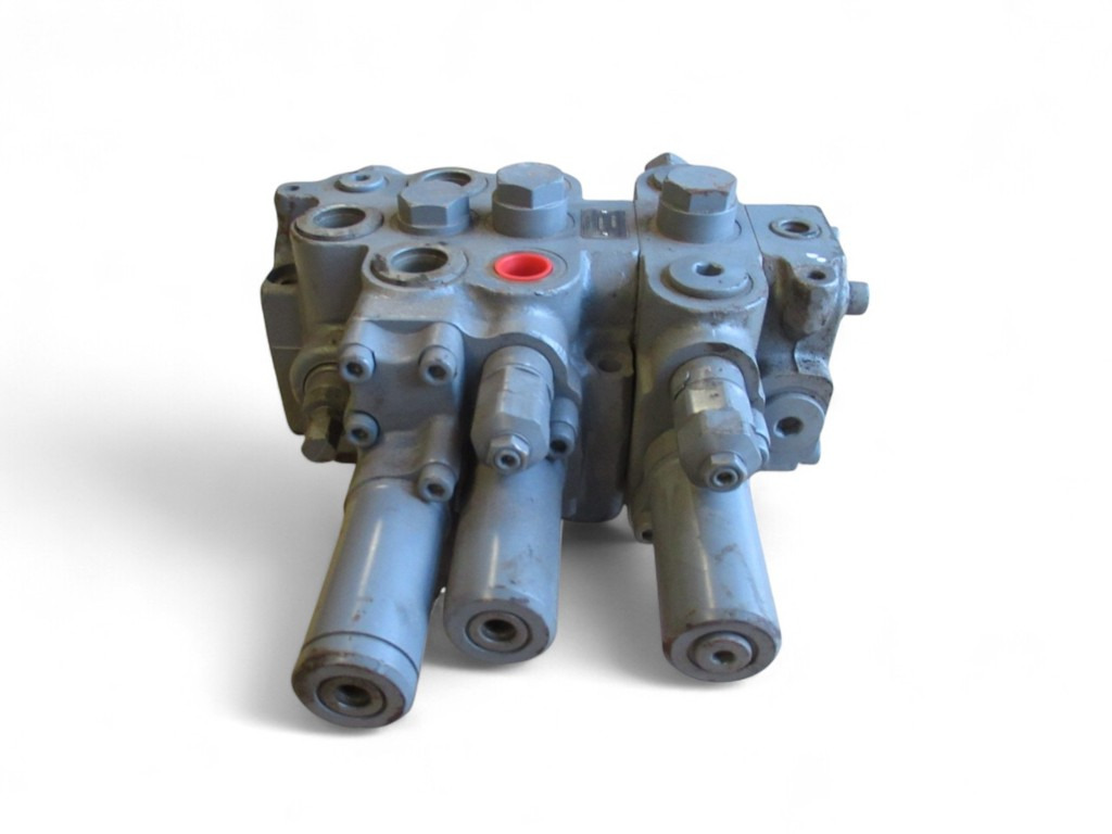 Hitachi X9278341 - Гідравлічний клапан в категорії Будівельна техніка: фото 4 Hitachi X9278341 - Гідравлічний клапан в категорії Будівельна техніка: фото 4