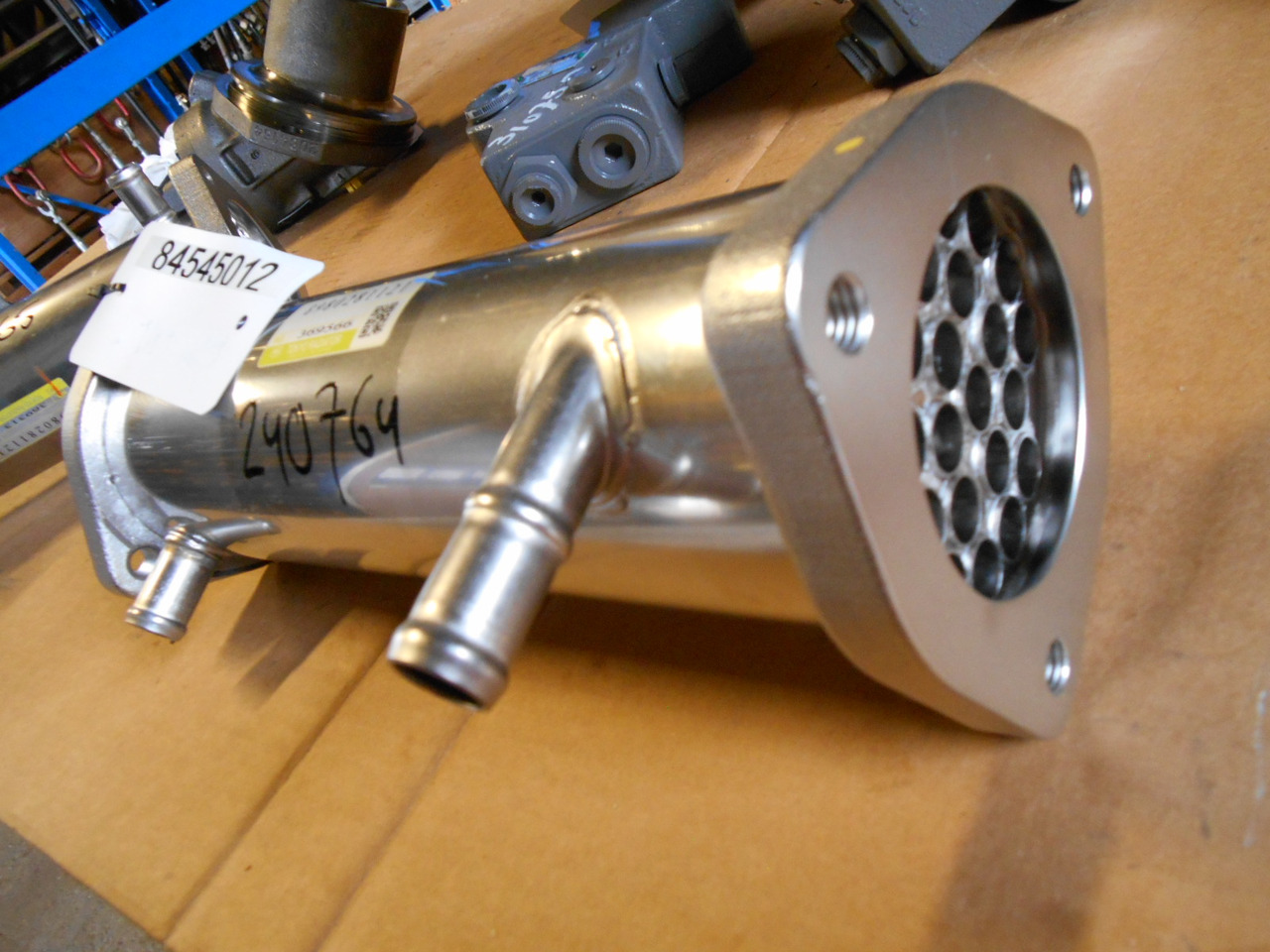 Isuzu 8980281121 - 8982127150 - Охолоджувач EGR в категорії Сільськогосподарська техніка: фото 4 Isuzu 8980281121 - 8982127150 - Охолоджувач EGR в категорії Сільськогосподарська техніка: фото 4