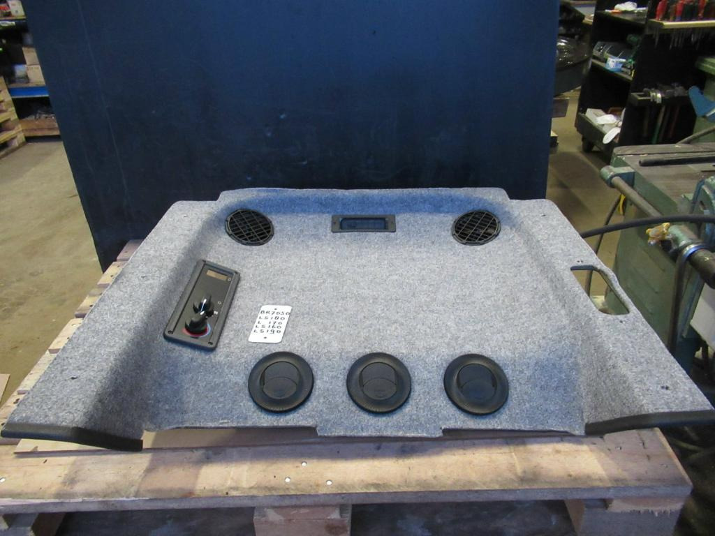 New Holland 87026823 - 87520844 - Опалення/ Вентиляція в категорії Сільськогосподарська техніка: фото 1 New Holland 87026823 - 87520844 - Опалення/ Вентиляція в категорії Сільськогосподарська техніка: фото 1