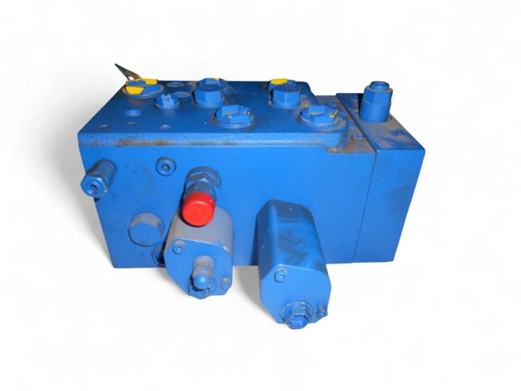 New Holland 87307986 - 87411112 - Гідравлічний клапан в категорії Будівельна техніка: фото 2 New Holland 87307986 - 87411112 - Гідравлічний клапан в категорії Будівельна техніка: фото 2