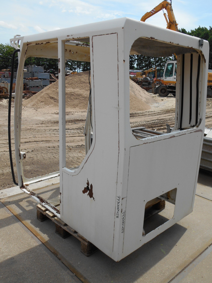 O&K Terex - Кабіна в категорії Будівельна техніка: фото 4 O&K Terex - Кабіна в категорії Будівельна техніка: фото 4