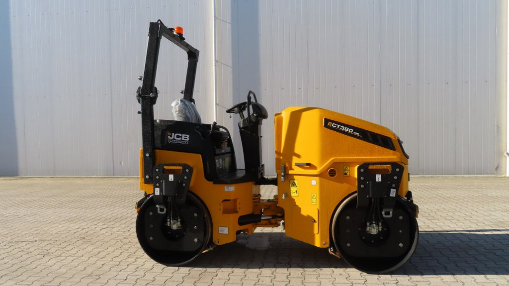 JCB CT380-130 - Дорожній каток: фото 1 JCB CT380-130 - Дорожній каток: фото 1