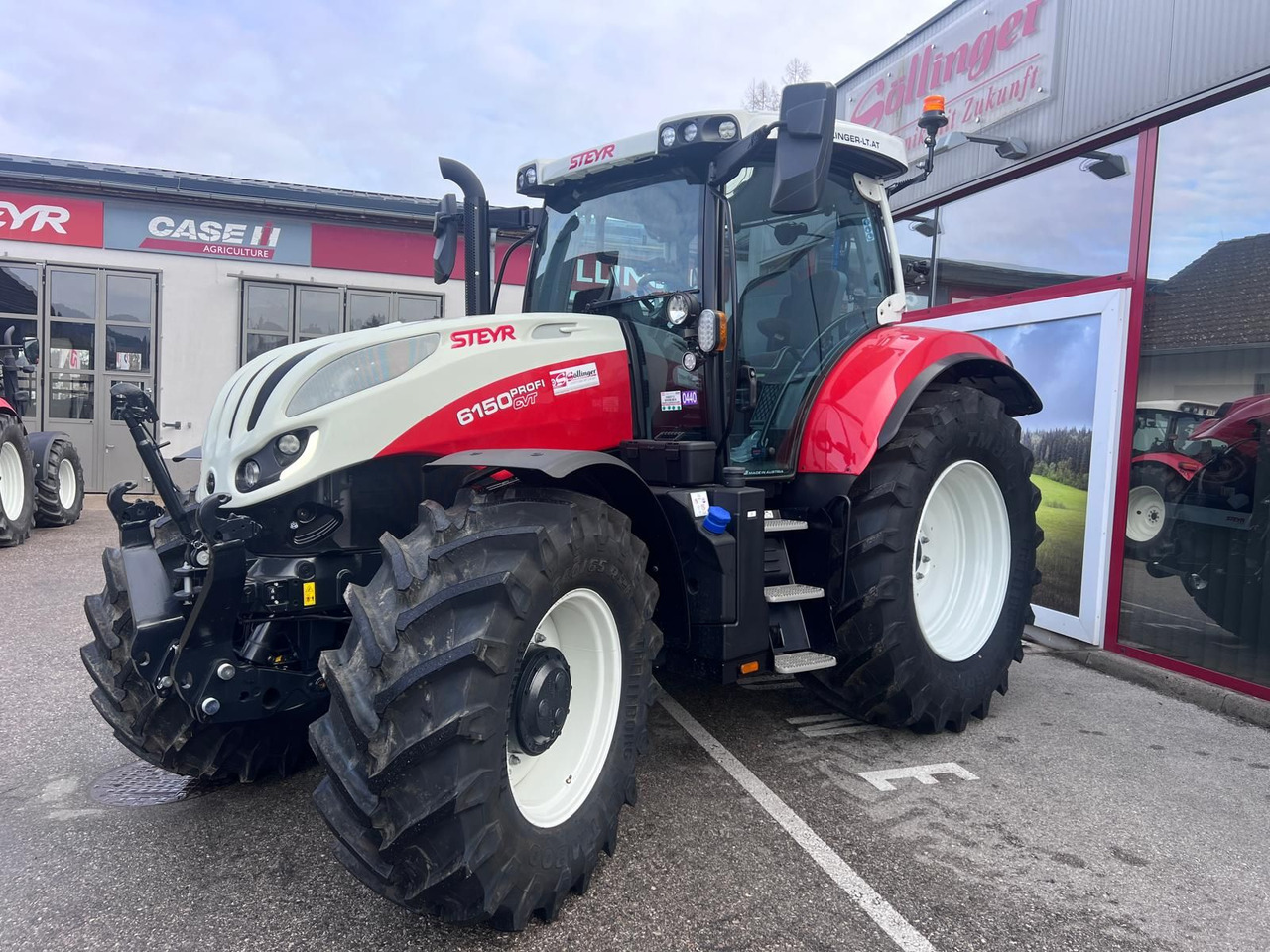 Steyr 6150 Profi CVT (Stage V) - Трактор: фото 1 Steyr 6150 Profi CVT (Stage V) - Трактор: фото 1
