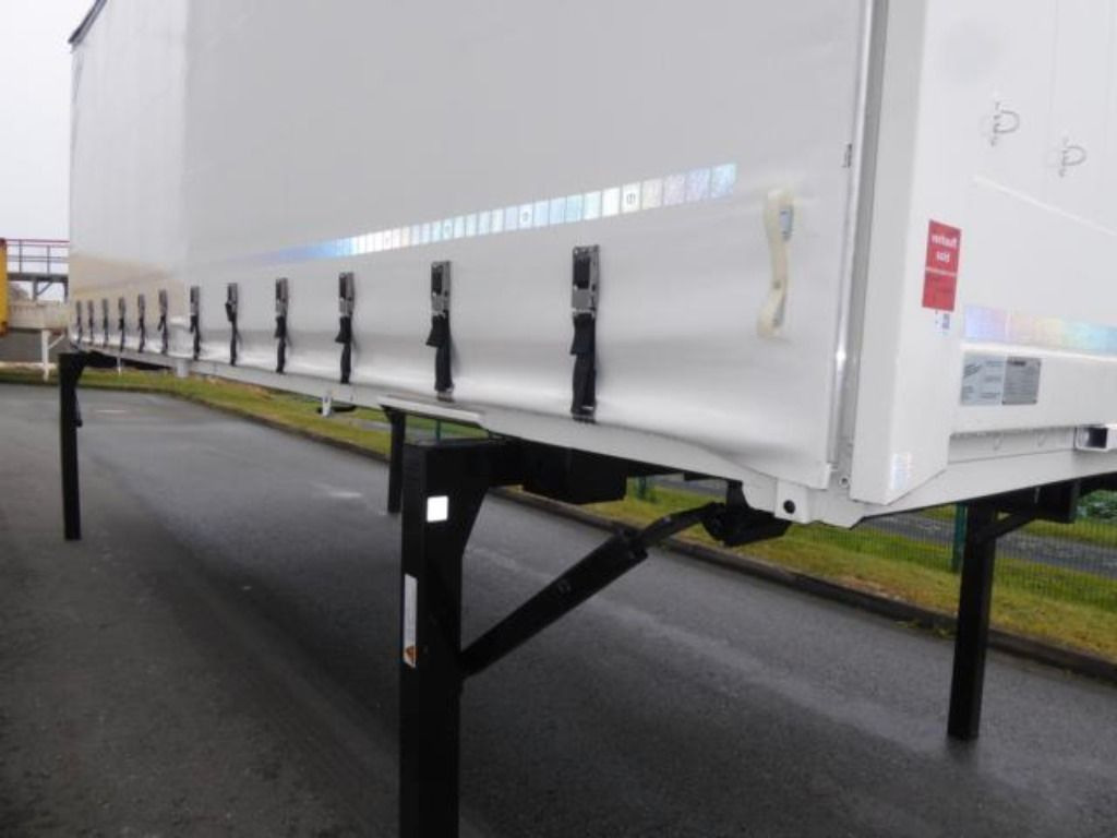 Krone Heck mit Portaltüren - Тентований кузов: фото 2 Krone Heck mit Portaltüren - Тентований кузов: фото 2