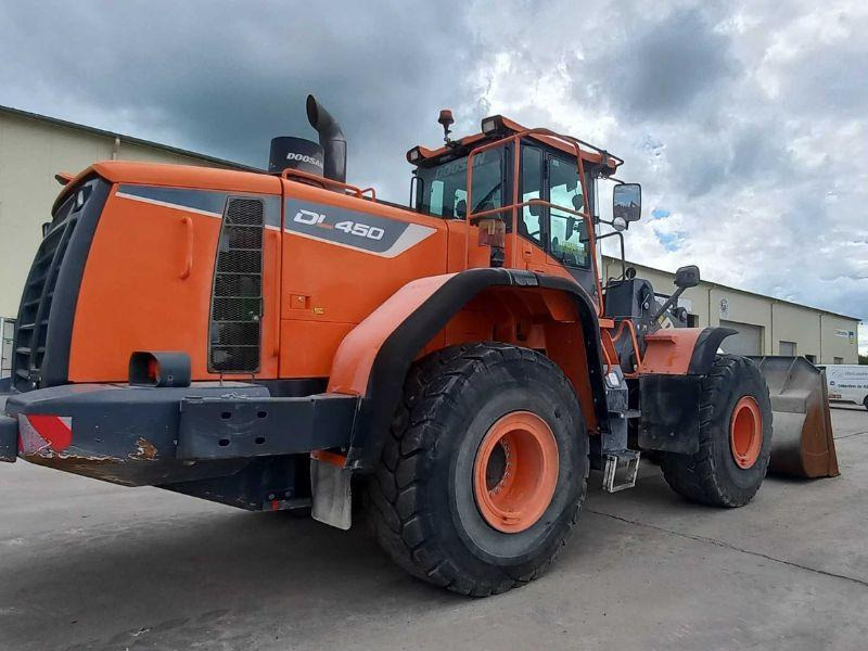 Doosan 450 - Колісний навантажувач: фото 2 Doosan 450 - Колісний навантажувач: фото 2