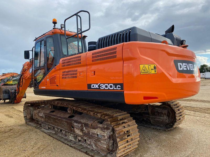 Doosan DX300LC - Гусеничний екскаватор: фото 2 Doosan DX300LC - Гусеничний екскаватор: фото 2