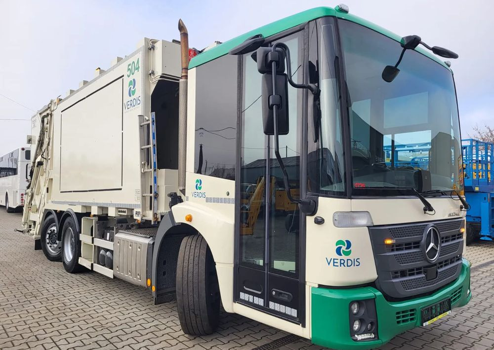 Mercedes-Benz Econic 2630 dwukomorowa - Сміттєвози: фото 2 Mercedes-Benz Econic 2630 dwukomorowa - Сміттєвози: фото 2