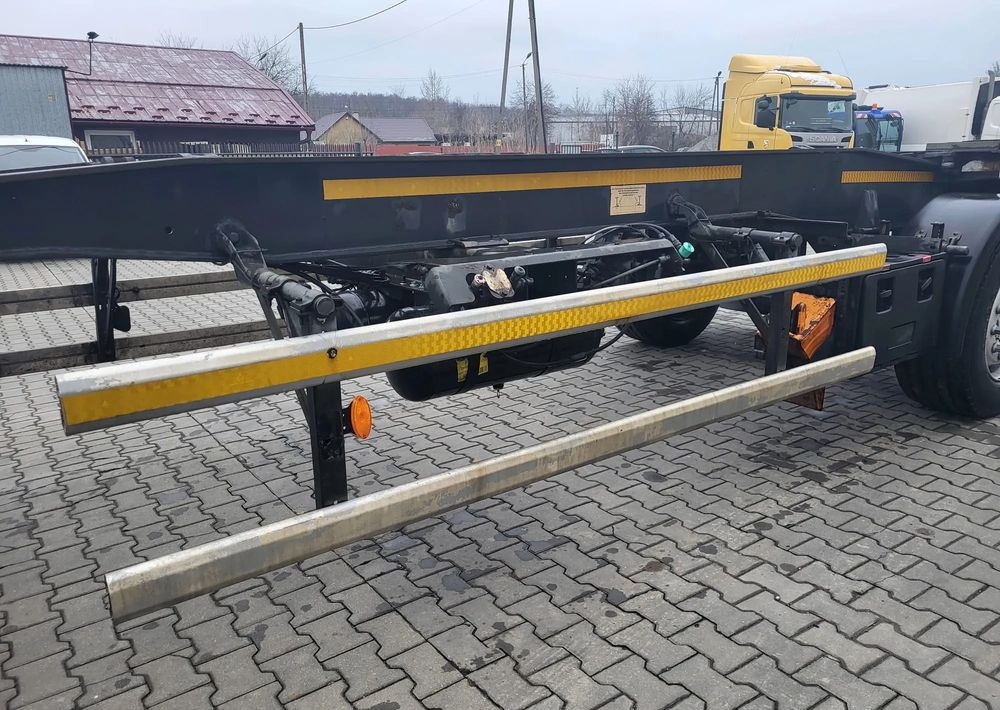 Гаковий мультиліфт вантажівка scania Scania B6X2: фото 18