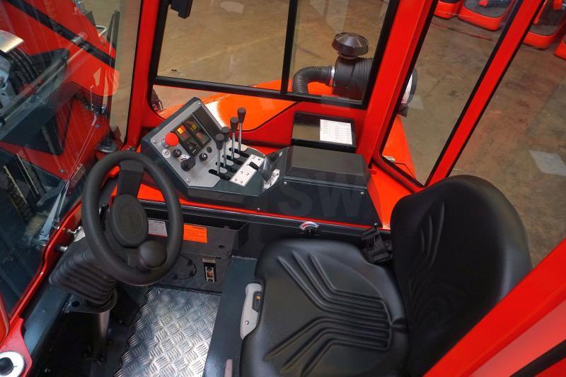 Combilift CB3000 - Чотириходовий річ-трак: фото 3 Combilift CB3000 - Чотириходовий річ-трак: фото 3