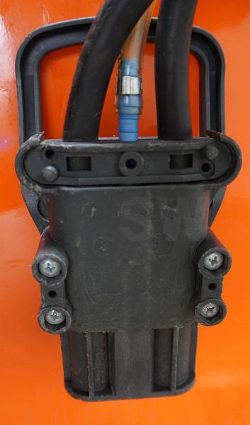 GRUMA 24 Volt 4 PzS 620 Ah - Аккумулятор в категорії Вантажно-розвантажувальна техніка: фото 4 GRUMA 24 Volt 4 PzS 620 Ah - Аккумулятор в категорії Вантажно-розвантажувальна техніка: фото 4