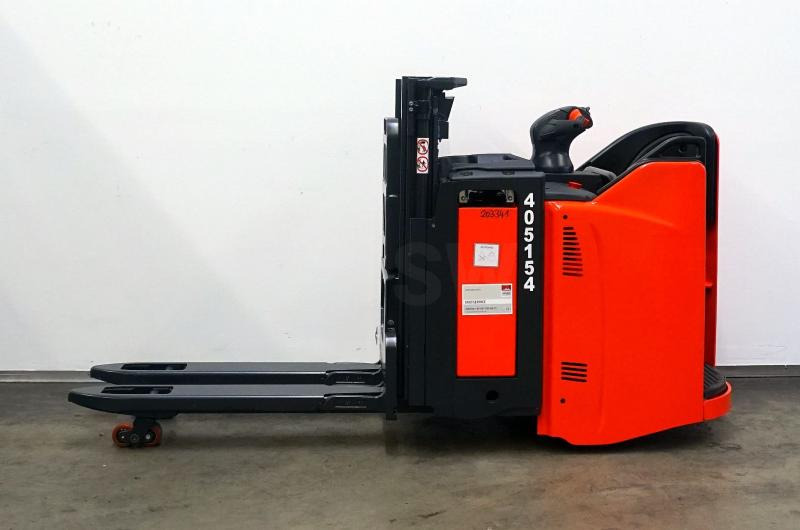 Linde D 12 HP SP 133 - Штабелер: фото 3 Linde D 12 HP SP 133 - Штабелер: фото 3