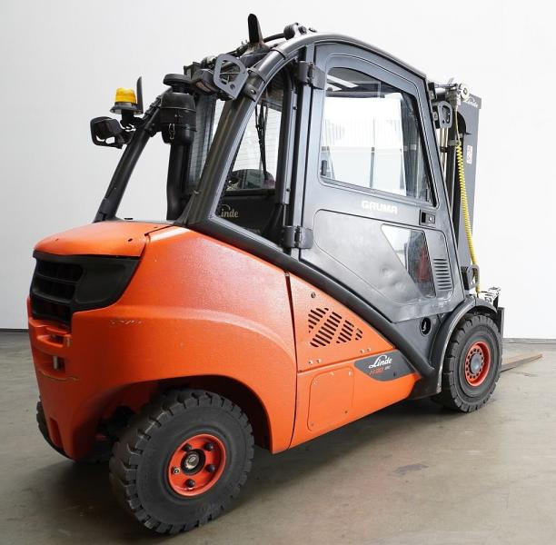 Linde H 30 D (3B) EVO 393-02 - Дизельний навантажувач: фото 2 Linde H 30 D (3B) EVO 393-02 - Дизельний навантажувач: фото 2