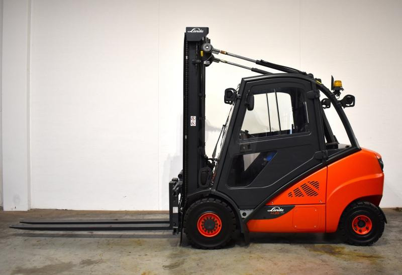 Linde H 35 D (3B) EVO 393-02 - Дизельний навантажувач: фото 4 Linde H 35 D (3B) EVO 393-02 - Дизельний навантажувач: фото 4
