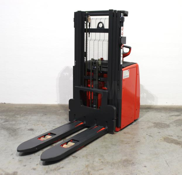 Linde L 20 i 1173-01 - Штабелер: фото 2 Linde L 20 i 1173-01 - Штабелер: фото 2