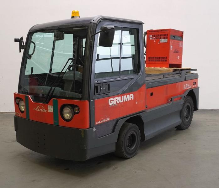 Linde P 250 127-05 - Складські тягач: фото 1 Linde P 250 127-05 - Складські тягач: фото 1