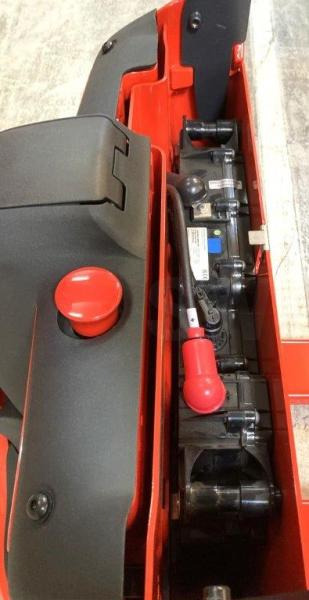 Linde T 14 ION 1155-00 - Візок: фото 4 Linde T 14 ION 1155-00 - Візок: фото 4
