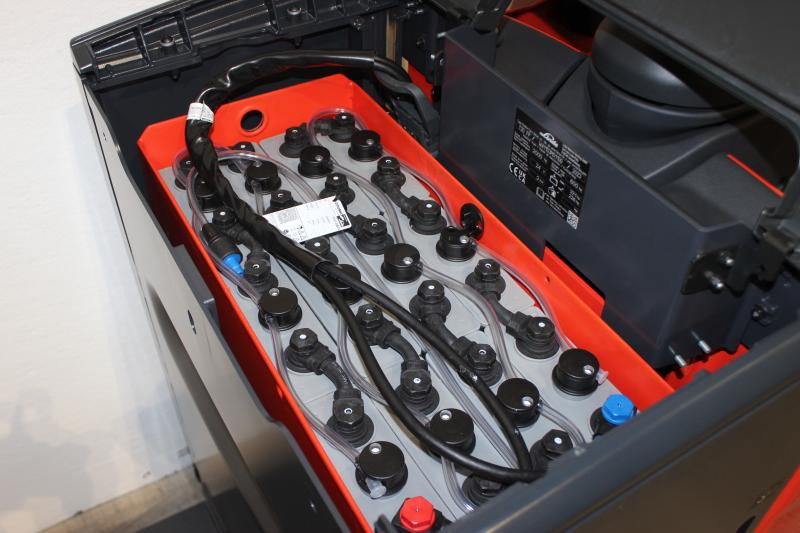 Linde T 20 FP 1153-02 - Візок: фото 5 Linde T 20 FP 1153-02 - Візок: фото 5