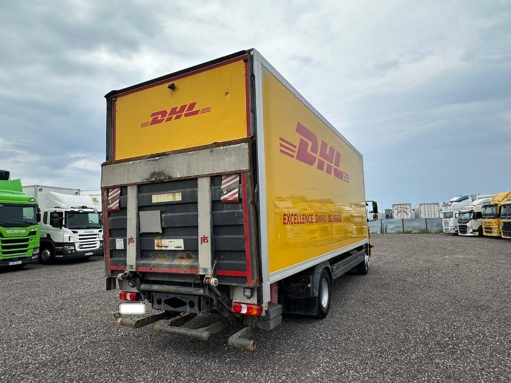 Mercedes-Benz Atego 1524 serie nr 7995 - Вантажівка з закритим кузовом: фото 3 Mercedes-Benz Atego 1524 serie nr 7995 - Вантажівка з закритим кузовом: фото 3