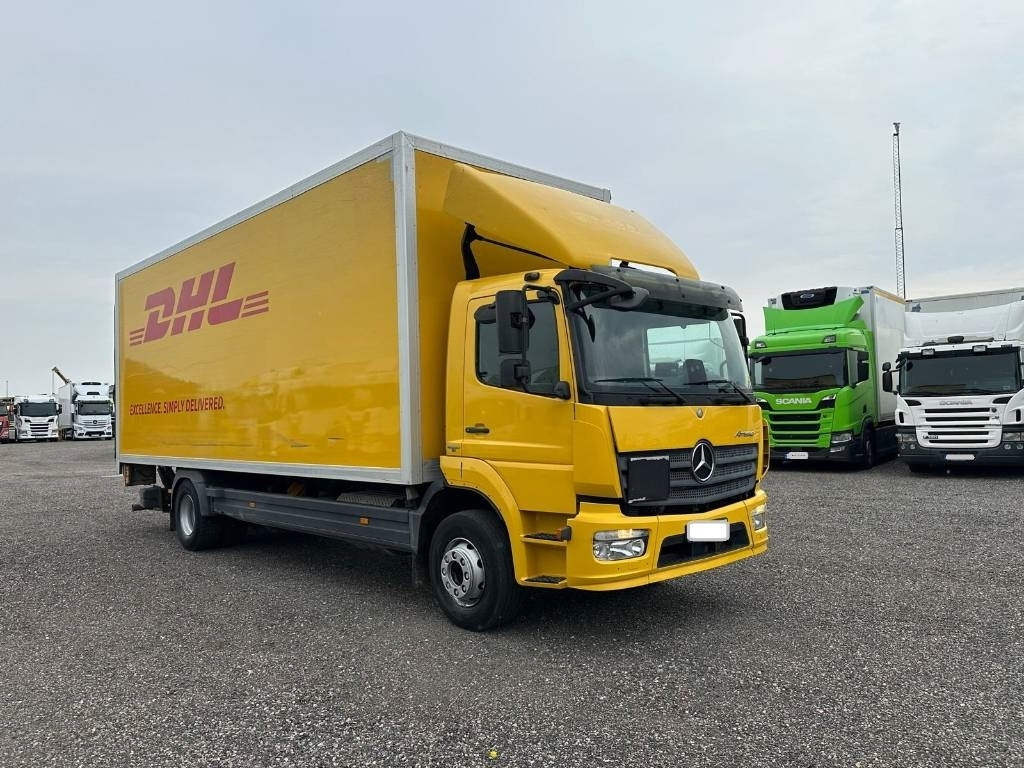 Mercedes-Benz Atego 1524 serie nr 7995 - Вантажівка з закритим кузовом: фото 2 Mercedes-Benz Atego 1524 serie nr 7995 - Вантажівка з закритим кузовом: фото 2