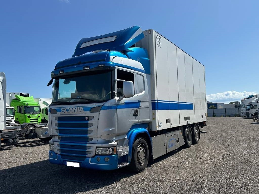 Scania R490LB6X2*4MNB serie nr 0098 - Вантажівка з закритим кузовом: фото 1 Scania R490LB6X2*4MNB serie nr 0098 - Вантажівка з закритим кузовом: фото 1