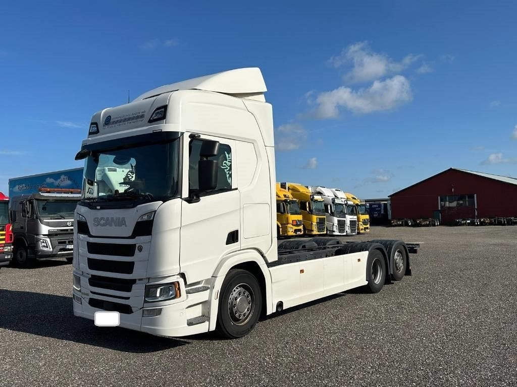 Scania R540B6X2*4NB serie 0187 - Вантажівка шасі: фото 1 Scania R540B6X2*4NB serie 0187 - Вантажівка шасі: фото 1