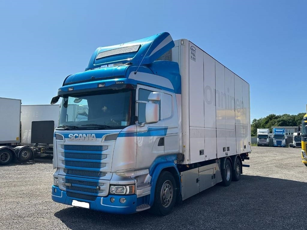 Scania R580LB6X2*4MNB serie nr 2306 - Вантажівка з закритим кузовом: фото 1 Scania R580LB6X2*4MNB serie nr 2306 - Вантажівка з закритим кузовом: фото 1