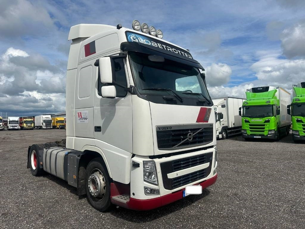 Volvo FH-440 4X2 Serie 3053 - Тягач: фото 2 Volvo FH-440 4X2 Serie 3053 - Тягач: фото 2