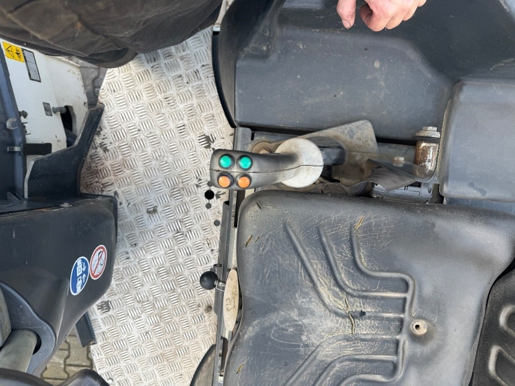 Дорожній каток Bomag BW 125 AD-5: фото 10