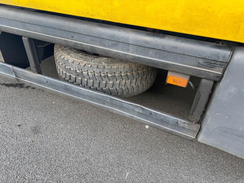 Scania P 340 - Вантажівка з закритим кузовом: фото 5 Scania P 340 - Вантажівка з закритим кузовом: фото 5