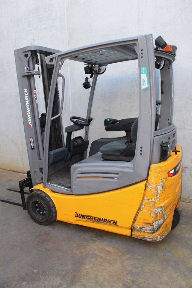 Jungheinrich EFG 218k 480 DZ LI-ION - Електронавантажувач: фото 4 Jungheinrich EFG 218k 480 DZ LI-ION - Електронавантажувач: фото 4