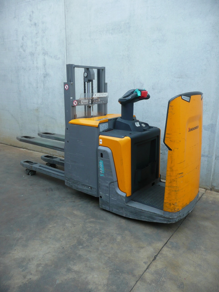 Jungheinrich ERD 220 166 ZT - Штабелер: фото 1 Jungheinrich ERD 220 166 ZT - Штабелер: фото 1