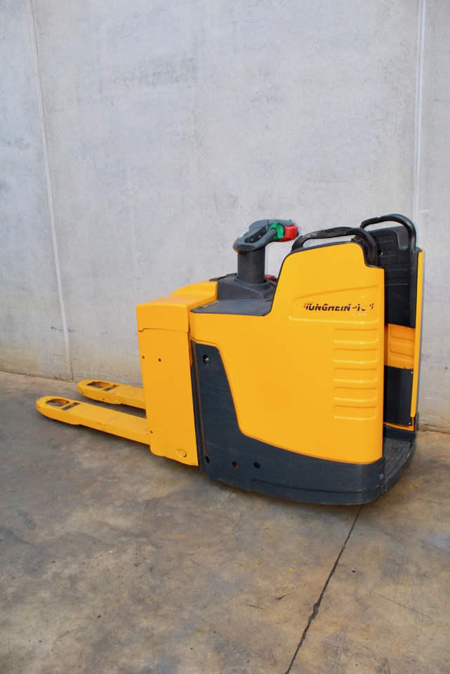 Jungheinrich ERE 225 - Візок: фото 1 Jungheinrich ERE 225 - Візок: фото 1