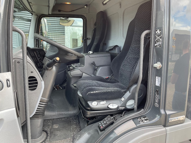 Interior photo 1: Автовоз вантажівка Mercedes-Benz Atego 816 SOLD