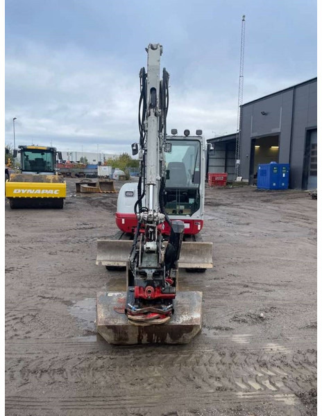 Takeuchi TB 240 - Міні-екскаватор: фото 3 Takeuchi TB 240 - Міні-екскаватор: фото 3