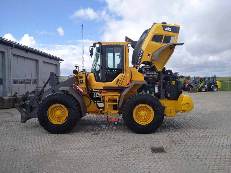 Volvo L 70 H - Колісний навантажувач: фото 1 Volvo L 70 H - Колісний навантажувач: фото 1