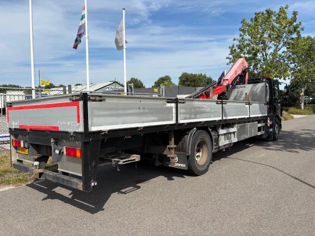 DAF CF 75.250 4x2 Fassi F215 crane Radio controlled Flat bed body - Вантажівка з маніпулятором: фото 5 DAF CF 75.250 4x2 Fassi F215 crane Radio controlled Flat bed body - Вантажівка з маніпулятором: фото 5