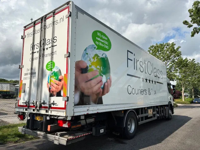 Scania P280 Closed box taillift 2000 kg Fuel CNG ADR 2 units in stock - Вантажівка з закритим кузовом: фото 4 Scania P280 Closed box taillift 2000 kg Fuel CNG ADR 2 units in stock - Вантажівка з закритим кузовом: фото 4