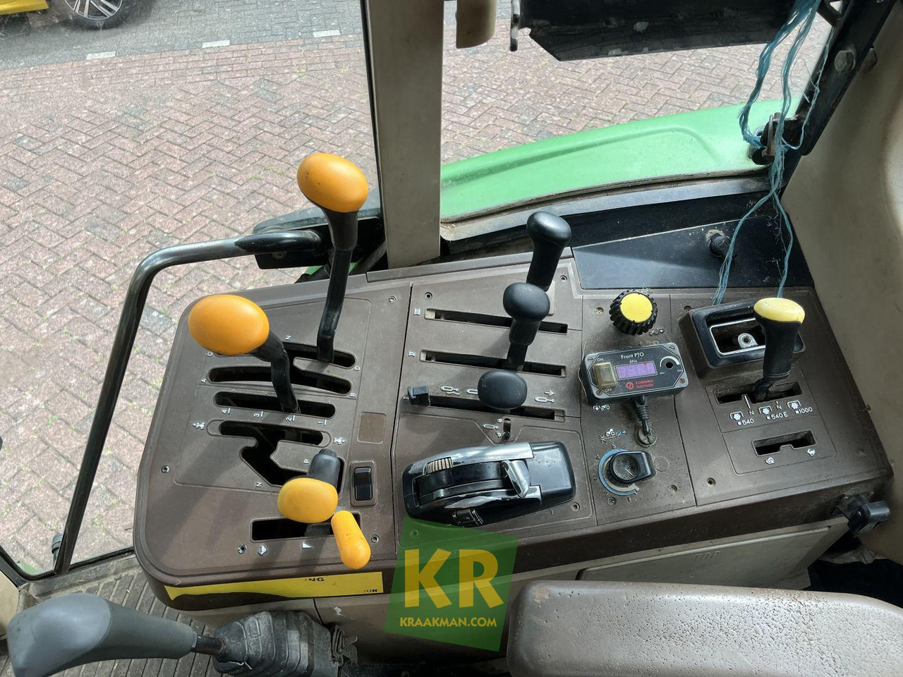 6110 John Deere - Трактор: фото 4 6110 John Deere - Трактор: фото 4