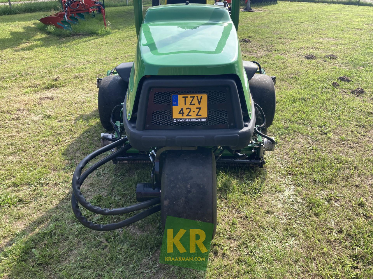 8000A E-CUT John Deere - Газонокосарка: фото 5 8000A E-CUT John Deere - Газонокосарка: фото 5