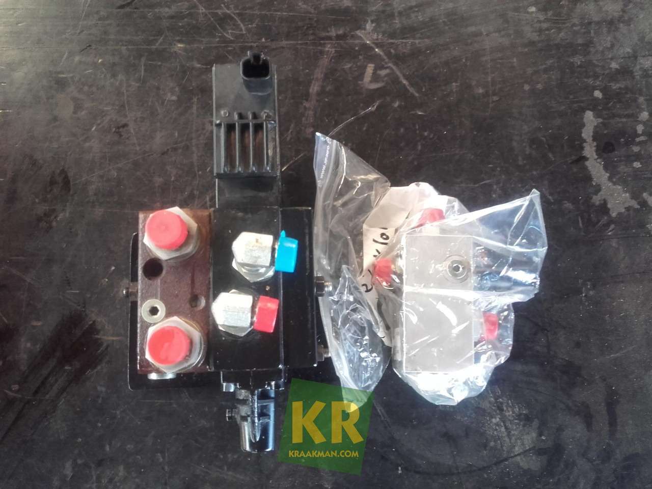John Deere 1100 Controller - Навігаційна система в категорії Трактори: фото 3 John Deere 1100 Controller - Навігаційна система в категорії Трактори: фото 3