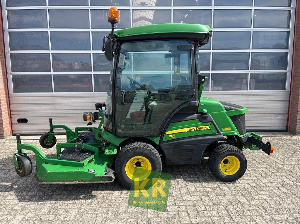 John Deere 1585 - Газонокосарка: фото 1 John Deere 1585 - Газонокосарка: фото 1