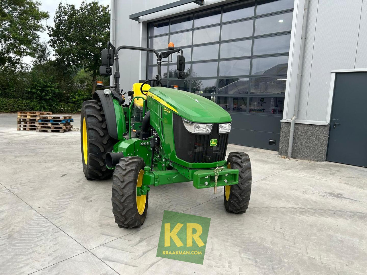 John Deere 5090M - Трактор: фото 3 John Deere 5090M - Трактор: фото 3
