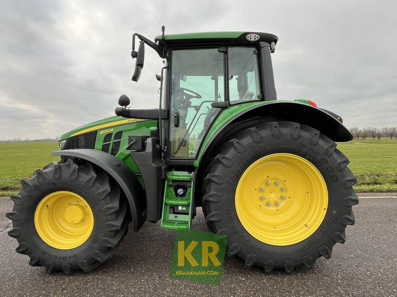 John Deere 6120M - Трактор: фото 2 John Deere 6120M - Трактор: фото 2