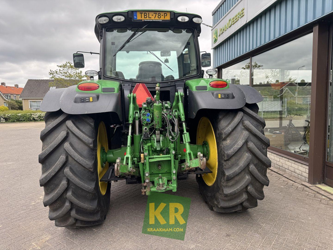 Трактор John Deere 6150R: фото 11