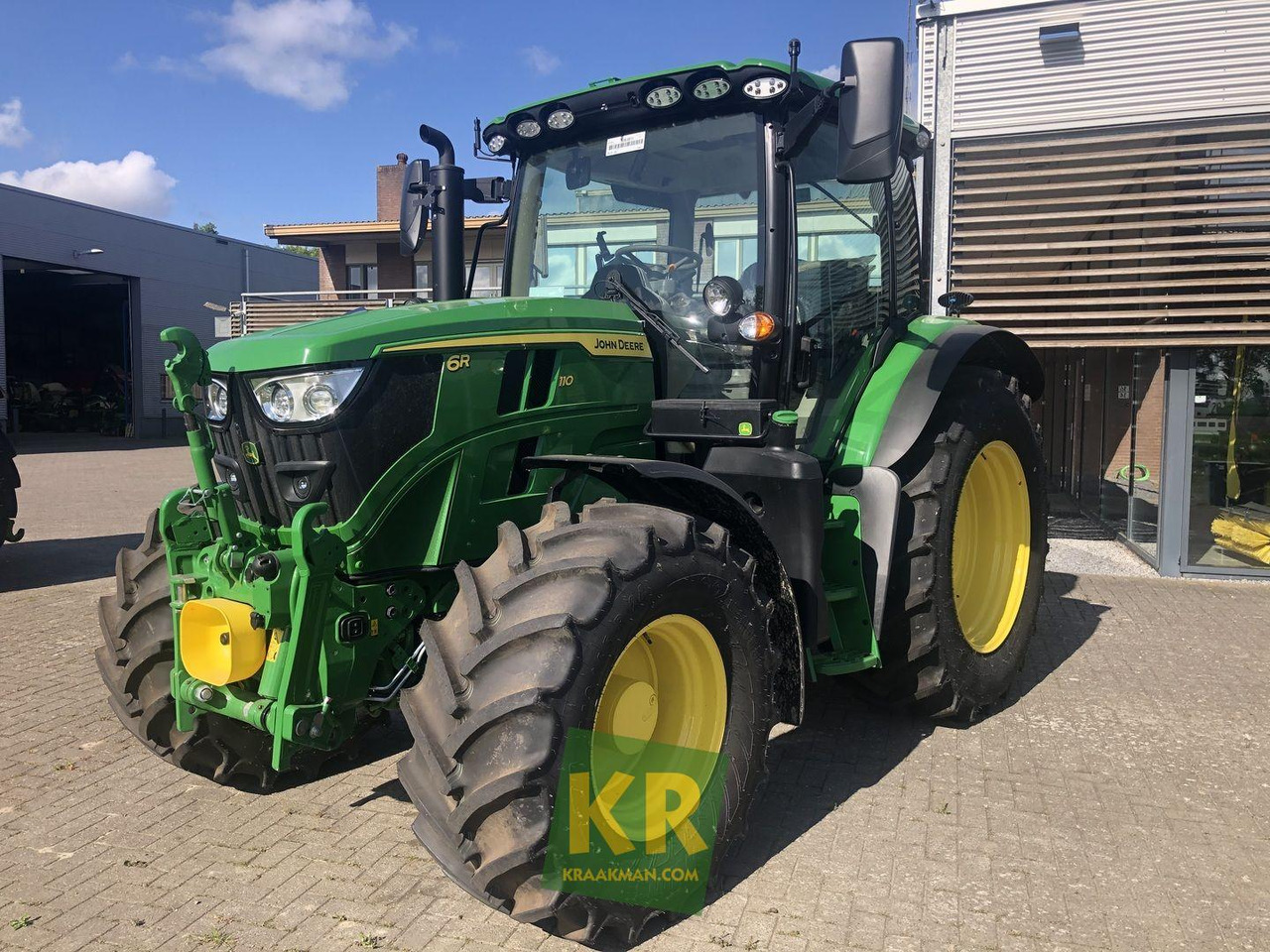 John Deere 6R 110 - Трактор: фото 2 John Deere 6R 110 - Трактор: фото 2